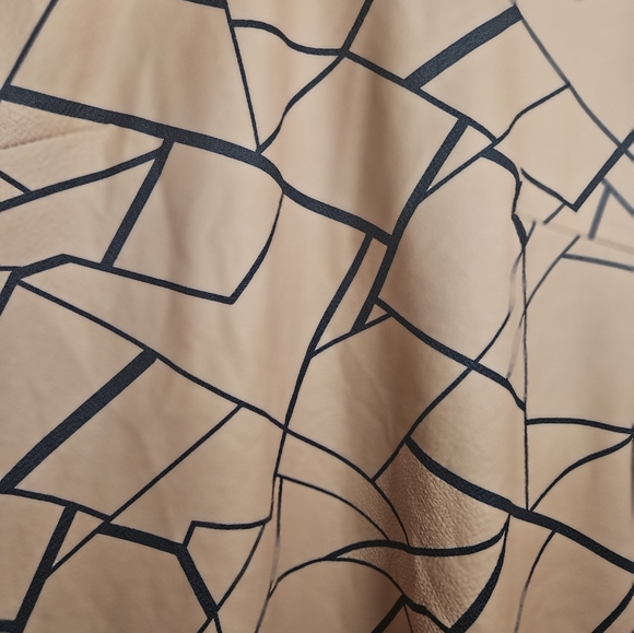 Pink Pattern Formal Dress - Picture 5 of 6